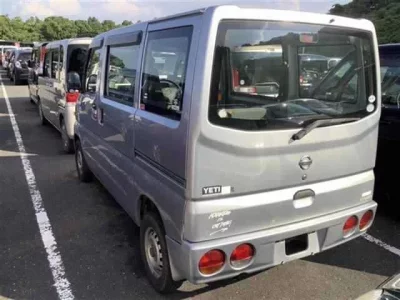 Nissan CLIPPER VAN