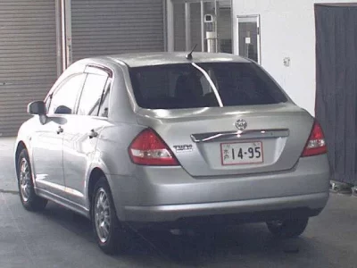 Nissan TIIDA LATIO