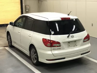 Nissan WINGROAD