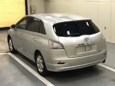 Toyota MARK X ZIO