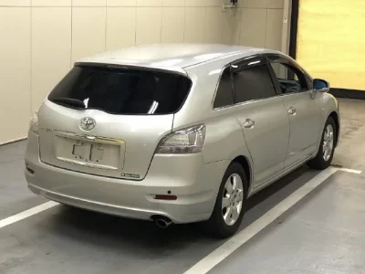 Toyota MARK X ZIO