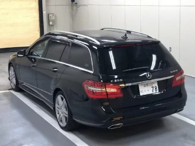 Mercedes-Benz E CLASS WAGON