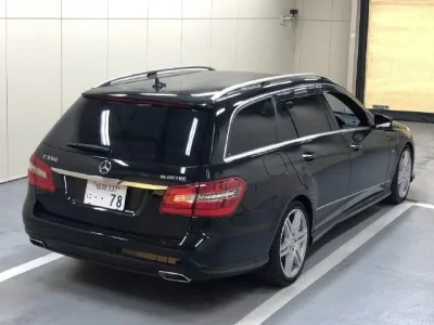 Mercedes-Benz E CLASS WAGON