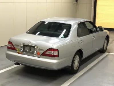 Nissan GLORIA