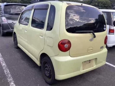 Daihatsu MOVE LATTE