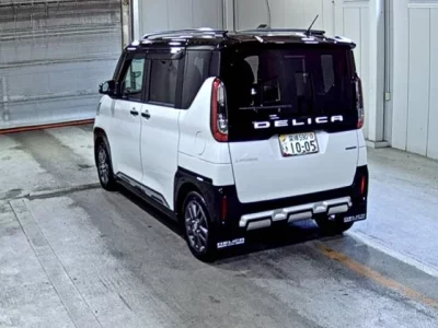 Mitsubishi DELICA MINI