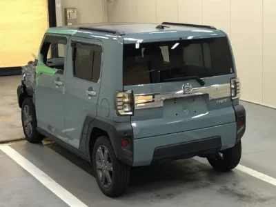 Daihatsu TAFT