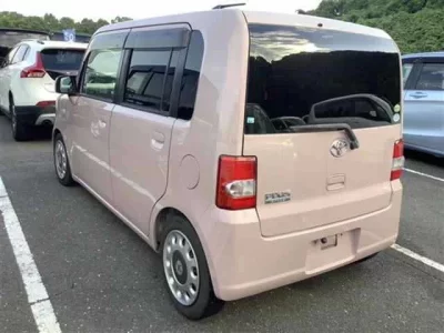 Toyota PIXIS SPACE
