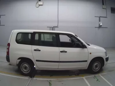 Toyota SUCCEED