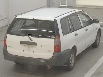 Mitsubishi LANCER VAN