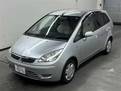 Mitsubishi COLT PLUS