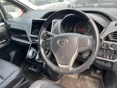 Toyota ESQUIRE