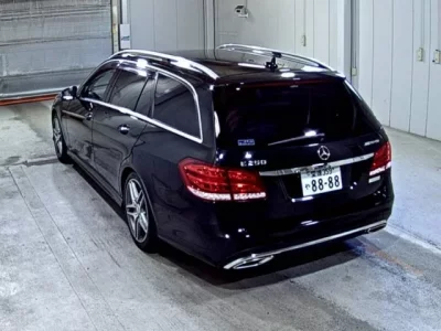 Mercedes-Benz E CLASS WAGON