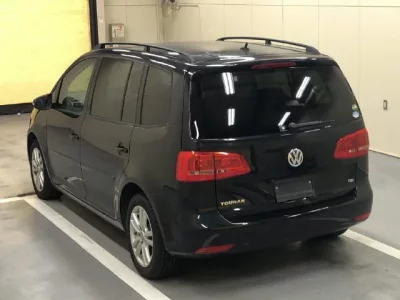 Volkswagen GOLF TOURAN
