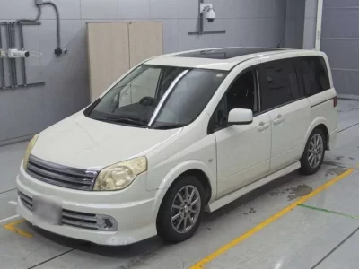 Nissan LAFESTA