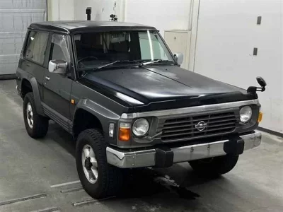 Nissan SAFARI