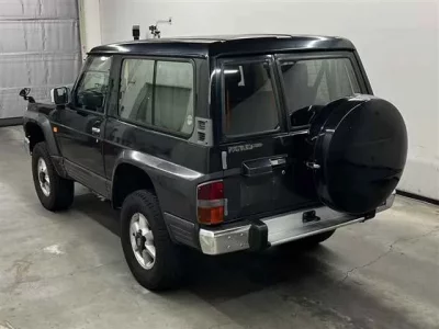 Nissan SAFARI