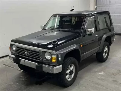 Nissan SAFARI