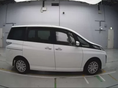 Mazda BIANTE