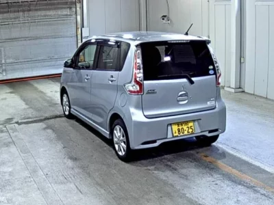 Mitsubishi EK CUSTOM