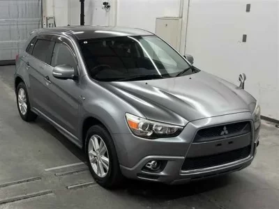 Mitsubishi RVR