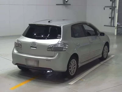 Toyota BLADE