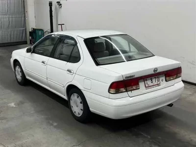 Nissan SUNNY