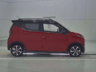 Mitsubishi EK X
