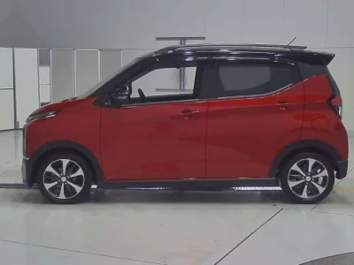 Mitsubishi EK X