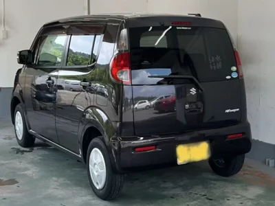 Suzuki MRWAGON
