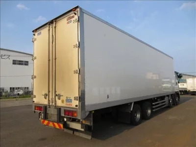 Isuzu TRUCK