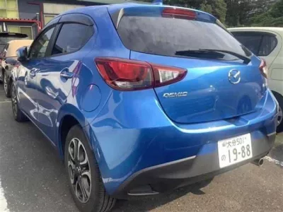 Mazda DEMIO