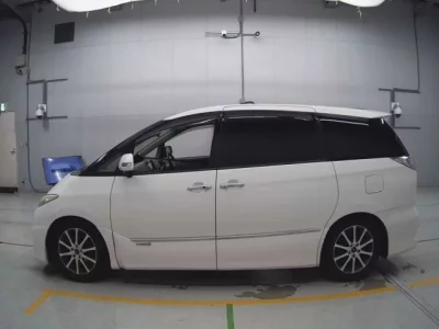 Toyota ESTIMA HYBRID