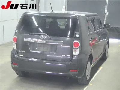 Toyota COROLLA RUMION