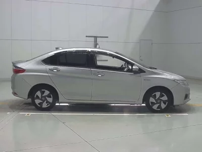 Honda GRACE
