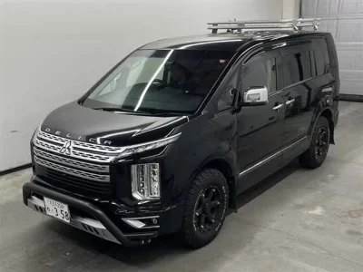 Mitsubishi DELICA D5