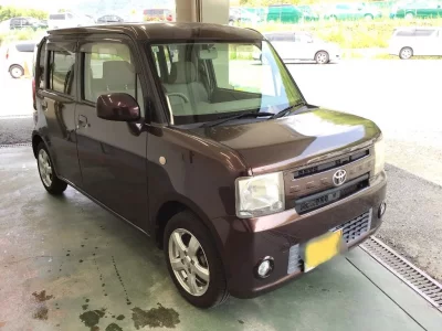Toyota PIXIS SPACE