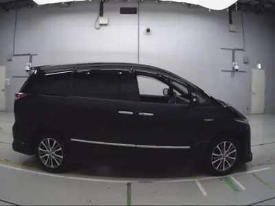 Toyota ESTIMA HYBRID