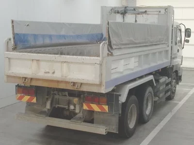 Isuzu TRUCK