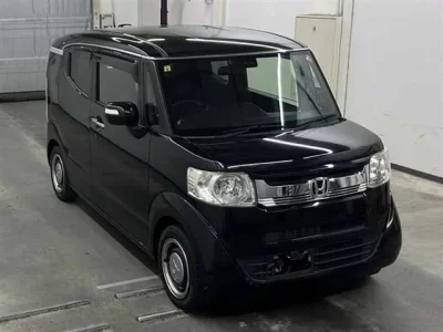 Honda N BOX SLASH
