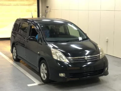 Toyota ISIS