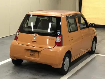 Daihatsu Esse