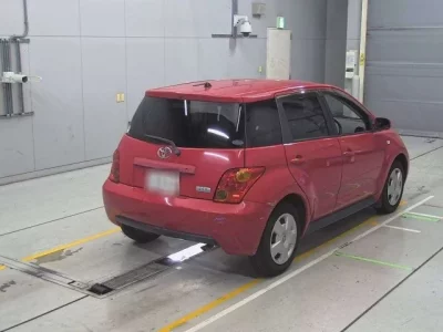 Toyota IST