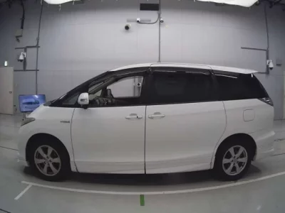 Toyota ESTIMA HYBRID