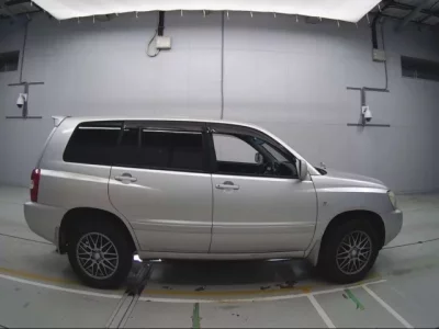 Toyota KLUGER