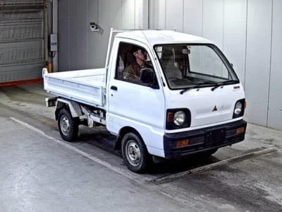 Mitsubishi MINICAB TRUCK