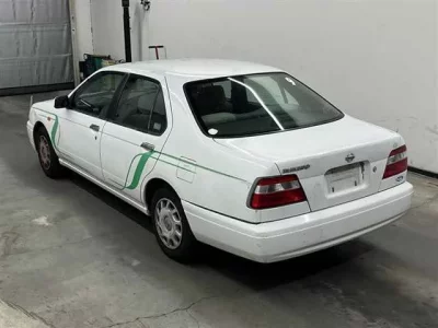 Nissan BLUEBIRD