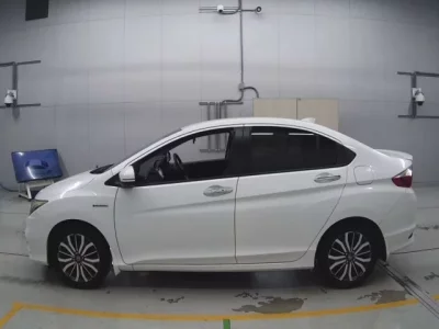 Honda GRACE