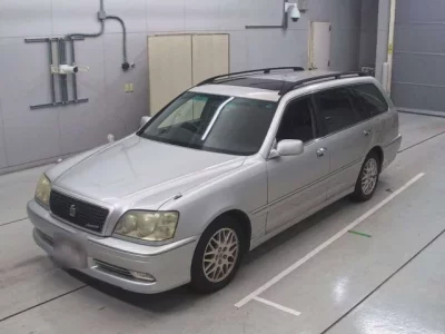 Toyota CROWN ESTATE