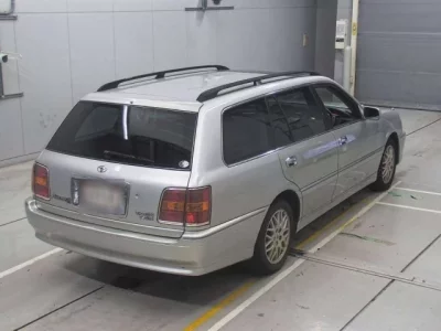 Toyota CROWN ESTATE